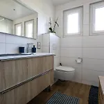 Rare Maison Moderne Proche Centre Avec Jardin Parking Gratuit بيت للعطل