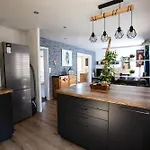 Rare Maison Moderne Proche Centre Avec Jardin Parking Gratuit كولمار